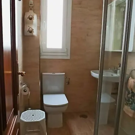 Piso Amplio Y Centrico En * Mugardos