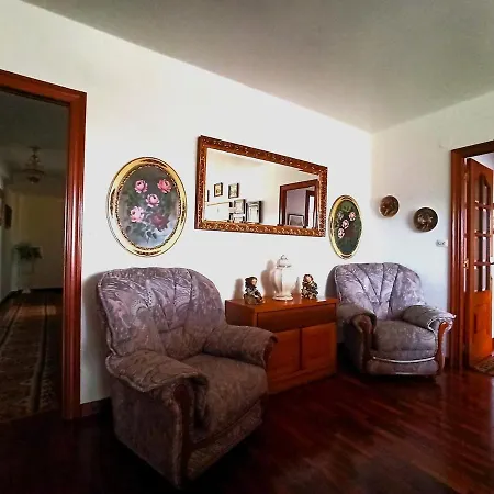 Piso Amplio Y Centrico En Apartamento