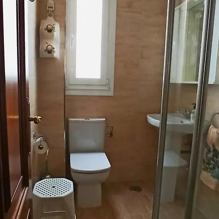 Piso Amplio Y Centrico En Apartamento Mugardos