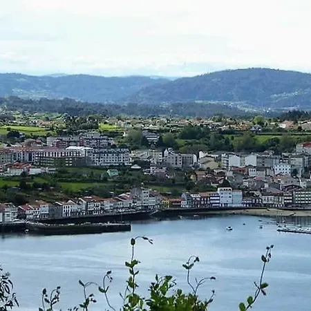 Piso Amplio Y Centrico En Apartamento Mugardos