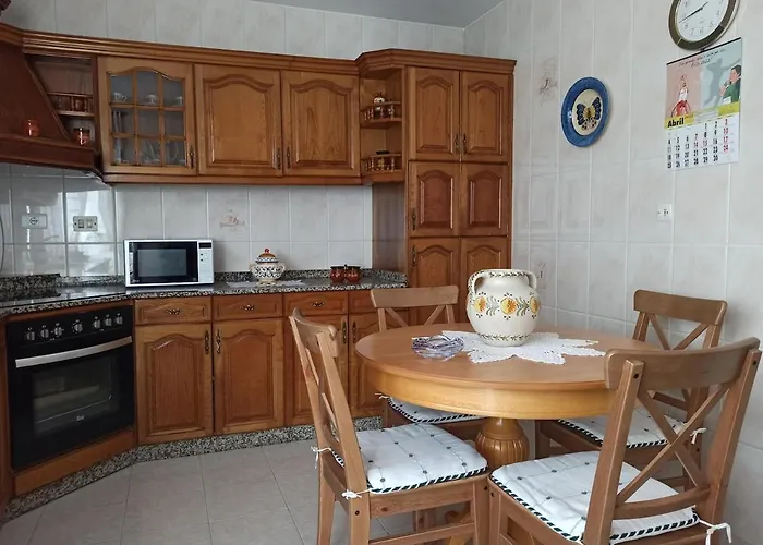 Piso Amplio Y Centrico En * Mugardos