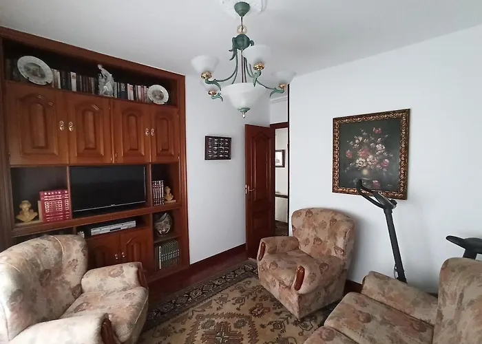 Piso Amplio Y Centrico En *