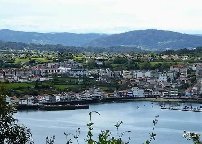 Piso Amplio Y Centrico En Apartament Mugardos